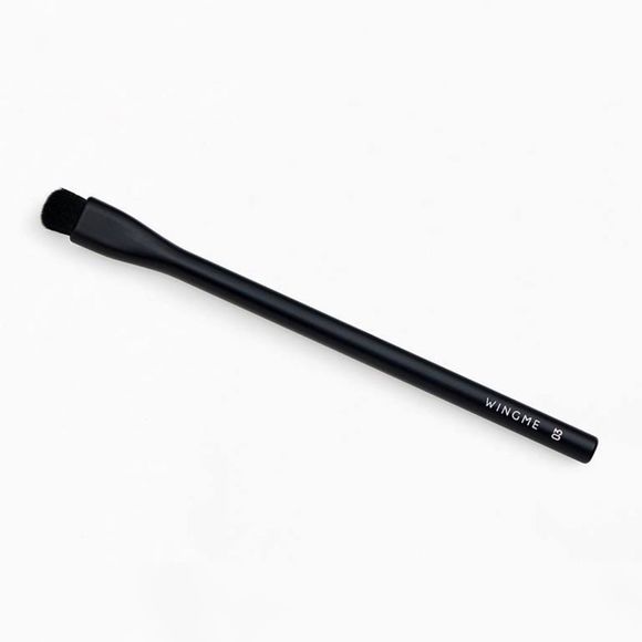 WINGME Cosmetics 03 Small Shading Brush - Picture 1 of 3